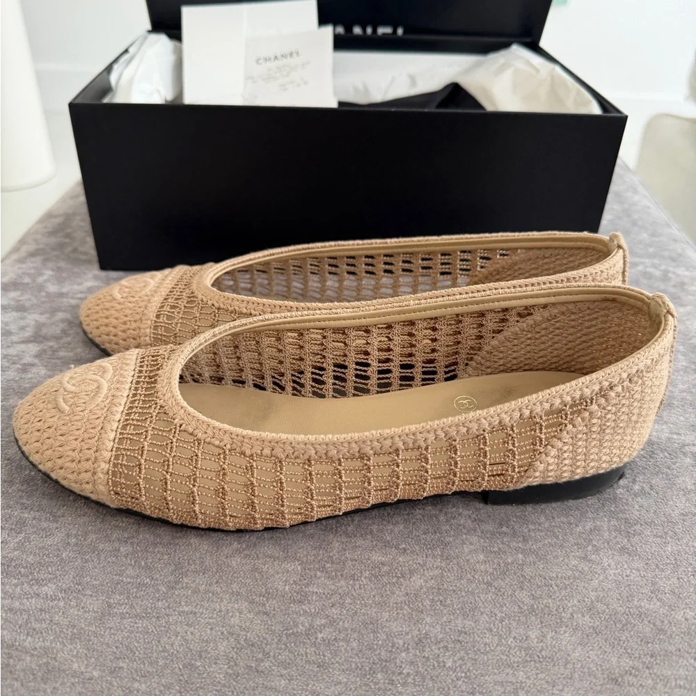 CHANEL Beige Crochet Ballet Flats - Picture 14 of 14